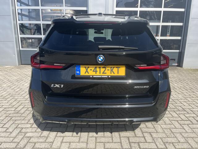 BMW iX1 xDrive30 Launch Edition 67 kWh