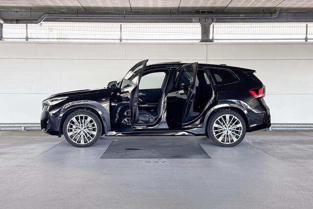 BMW iX1 xDrive30 Launch Edition 67 kWh