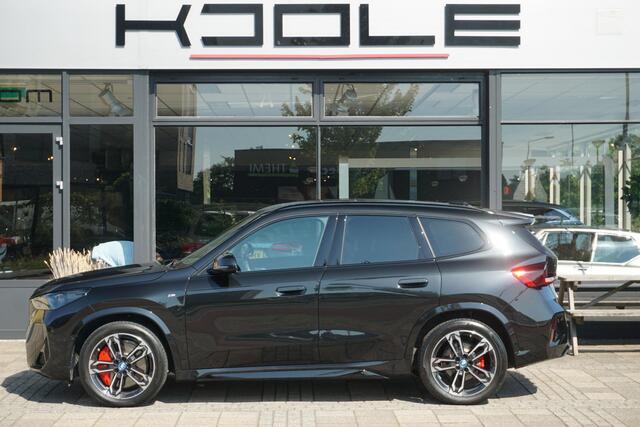 BMW iX1 eDrive20 67 kWh M Sport Edition | PANO | Trekhaak