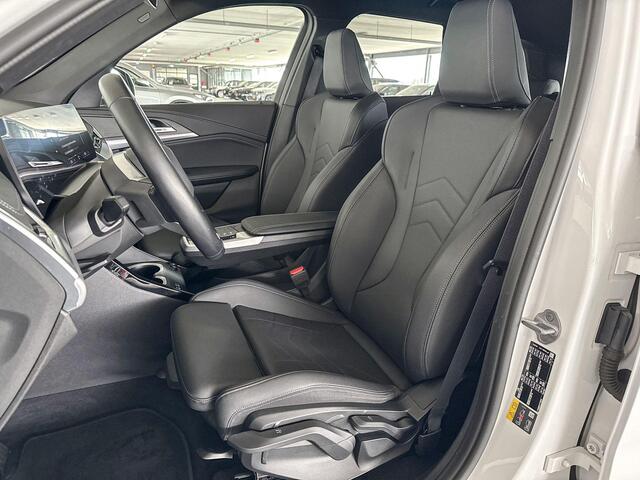 BMW iX1 xDrive30 Launch Edition 67 kWh