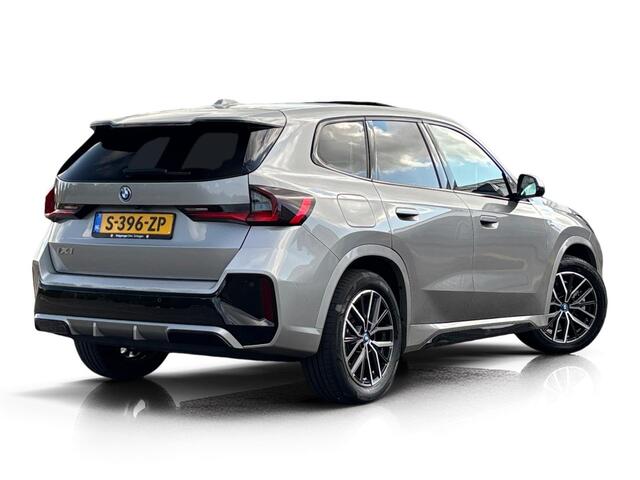 BMW iX1 xDrive30 M-Sport 67 kWh ? Pano ? Leder ? 360CAM