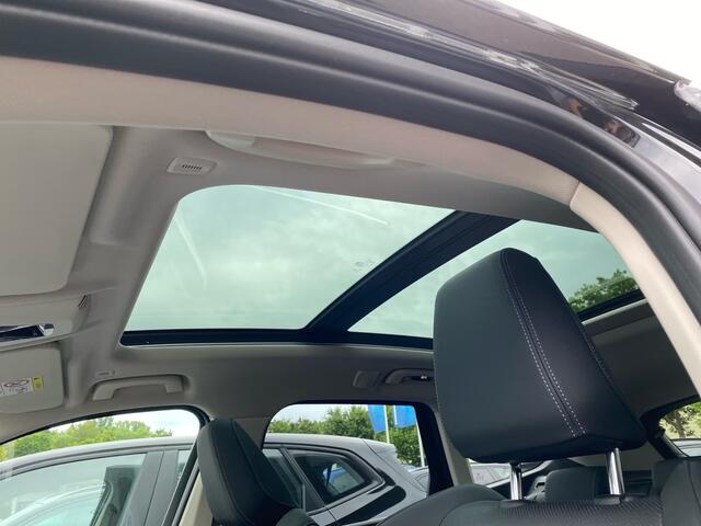 BMW iX1 xDrive30 67 kWh (230kW/313pk) ** LED, LEDER, PANO, TREKH, DRIV. ASS+, 19-inch LMV ** 1e EIG - UNFALLFREI ** ** INFORMEER OOK NAAR ONZE AANTREKKELIJKE FINANCIAL-LEASE TARIEVEN **