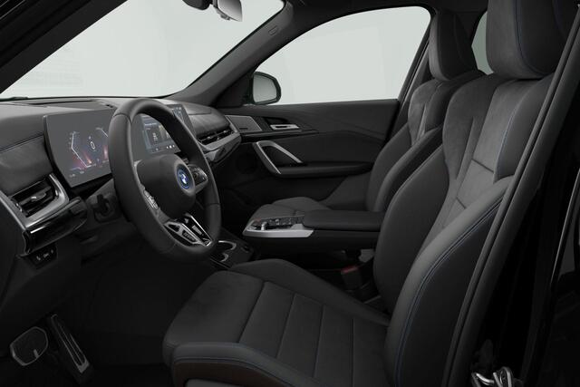 BMW iX1 eDrive20 M Sport Edition Premium Pack