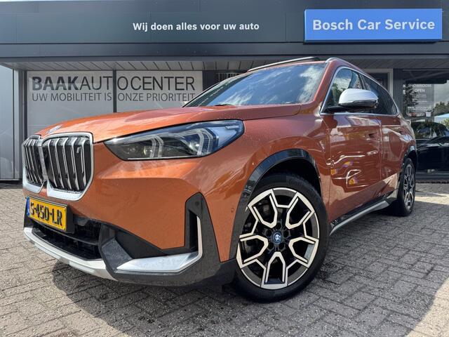 BMW iX1 xDrive30 Launch Edition | Panoramadak | Harman/Kardon