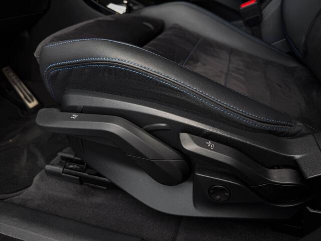 BMW iX1 xDrive30 67 kWh | M Sport | 20"| HUD | H/K | Drive + | Park + |
