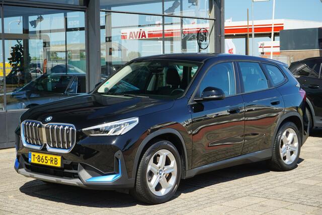 BMW iX1 xDrive30 Launch Edition 67 kWh