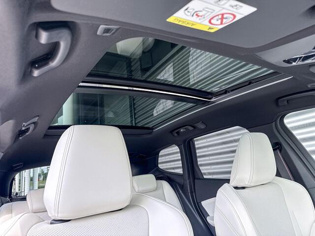 BMW iX1 eDrive20 67 kWh M Sport Edition Trekhaak | M Sport | Panoramadak