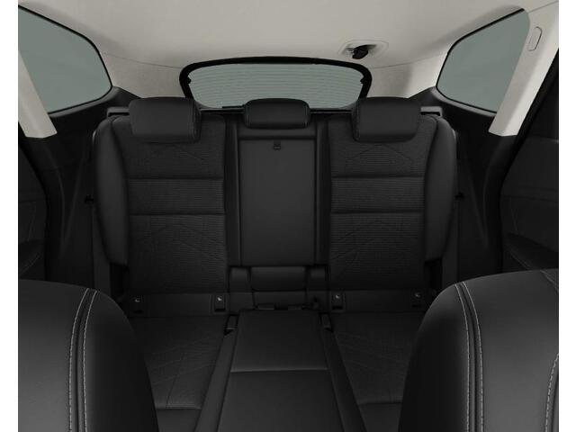 BMW iX1 xDrive30 xLine - Comfort Access - Getinte Ruiten - Grootlichtassistent - Interieurlijst Schwarz hoogglans - Raamomlijsting BMW Individual aluminium satiniert -