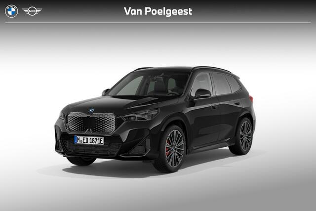 BMW iX1 xDrive30 67 kWh M Sport Edition | M Sportpakket Pro | Innovation Pack | Comfort Pack | Travel Pack | Trekhaak