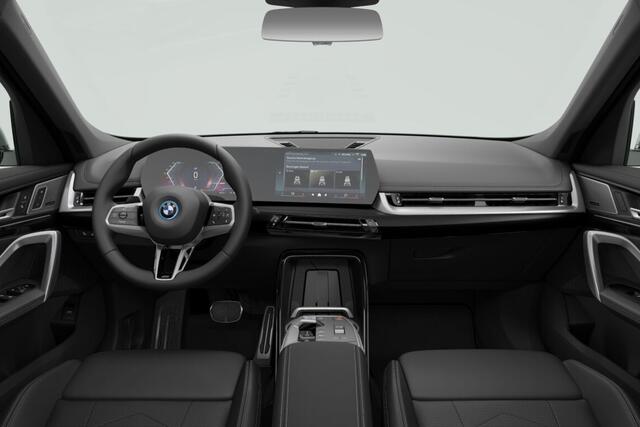 BMW iX1 xDrive30 67 kWh M Sport Edition | M Sportpakket Pro | Premium Pack | Comfort Pack | Travel Pack | Trekhaak