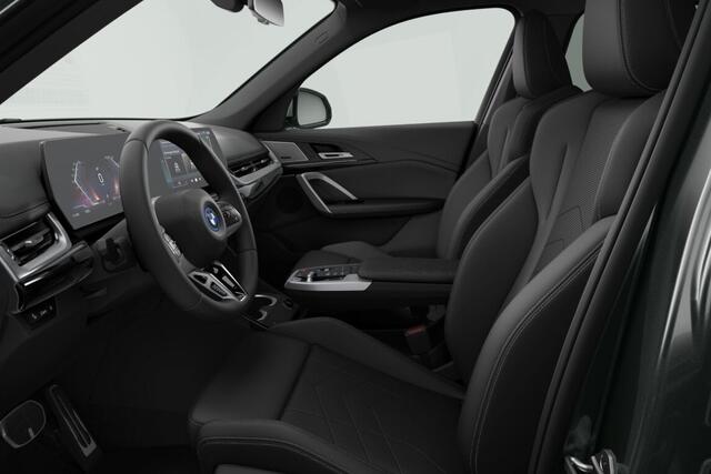 BMW iX1 xDrive30 67 kWh M Sport Edition | M Sportpakket Pro | Premium Pack | Comfort Pack | Travel Pack | Trekhaak