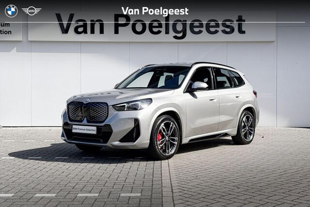 BMW iX1 eDrive20 | 67 kWh | M Sport | Trekhaak |