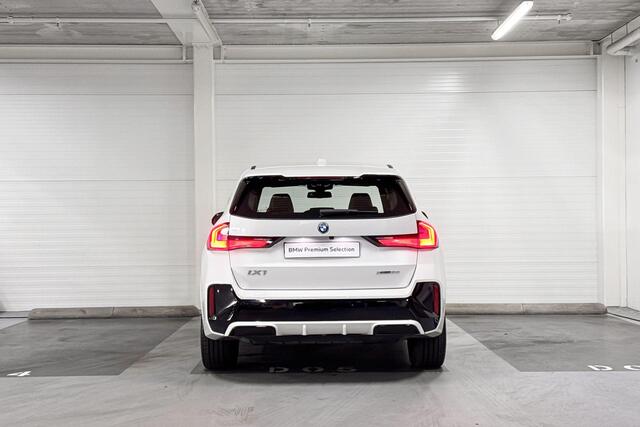BMW iX1 xDrive30 Launch Edition | Comfort Access | M-Sport | Driving Assistant Plus |