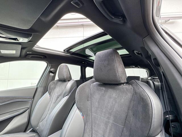 BMW iX1 eDrive20 67 kWh M Sport Edition | M-Sport | Driving Assistant Plus| Glazen panoramadak