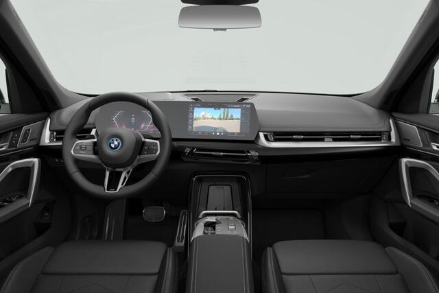 BMW iX1 xDrive30 67 kWh M Sport Edition | M Sportpakket Pro | Innovation Pack | Comfort Pack | Travel Pack | Trekhaak