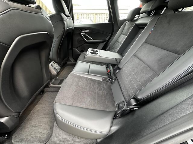 BMW iX1 xDrive30 67 kWh M Sport Edition