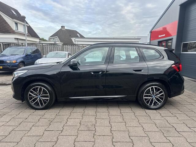 BMW iX1 xDrive30 67 kWh M Sport Edition