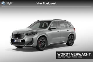 bmw-ix1-edrive20---m-sport-pro---trekhaak---comfort-access--