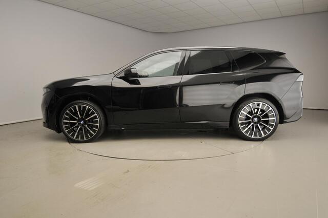 BMW iX3 50 xDrive M-Sportpakket / Panoramadak / Trekhaak / Head-up / Park assist / Alu wielen 22 inch