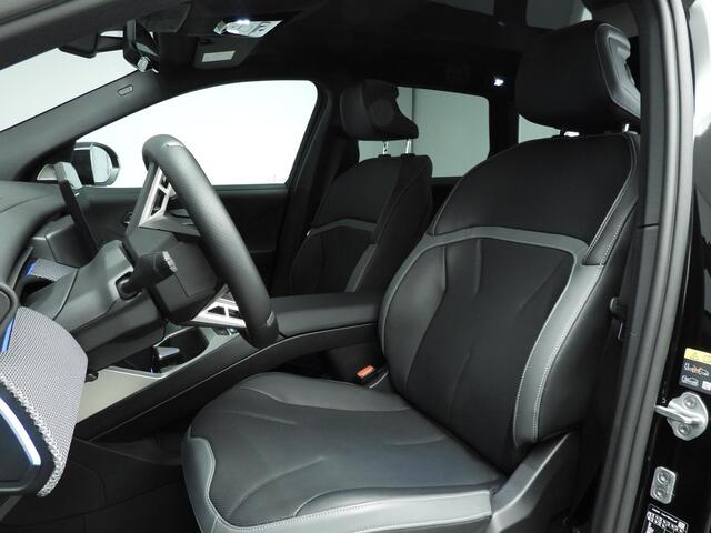 BMW iX3 50 xDrive M-Sportpakket / Panoramadak / Trekhaak / Head-up / Park assist / Alu wielen 22 inch