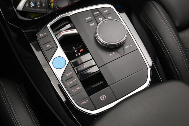 BMW iX3 High Executive 80 kWh 293 PK, SOH 98 %, Panoramadak, Leder, Adap. Cruise Control, Camera