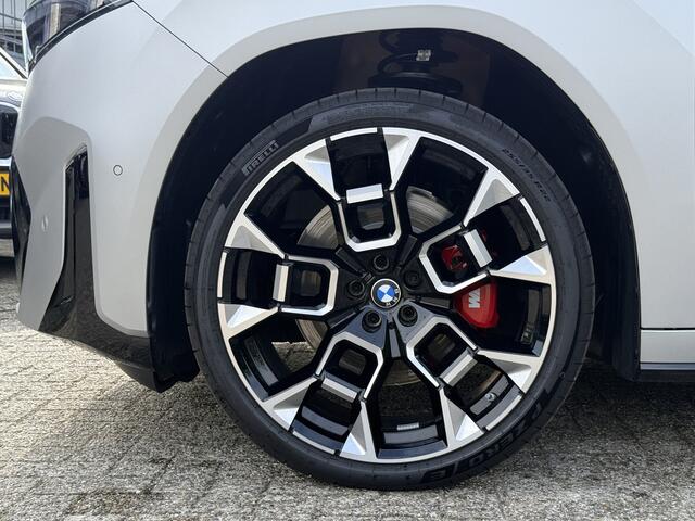 BMW iX3 40 eDrive | M-Sport Pro | Frozen Space Silver | 22" | Panorama | CoPilot | 360 Cam