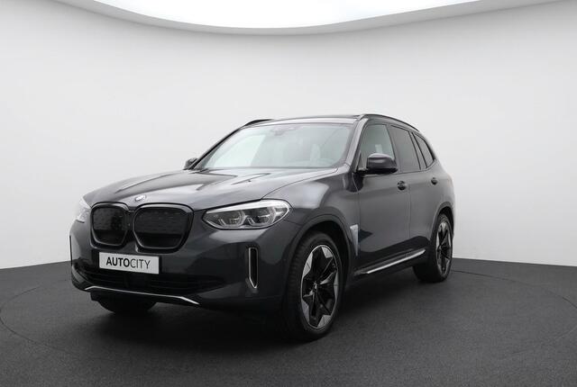 BMW iX3 High Executive 80 kWh Pano | Trekhaak | Harman Kardon | HUD | 360° Camera
