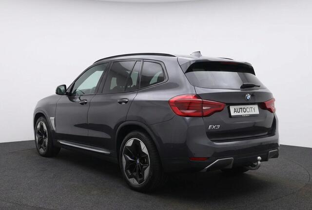 BMW iX3 High Executive 80 kWh Pano | Trekhaak | Harman Kardon | HUD | 360° Camera