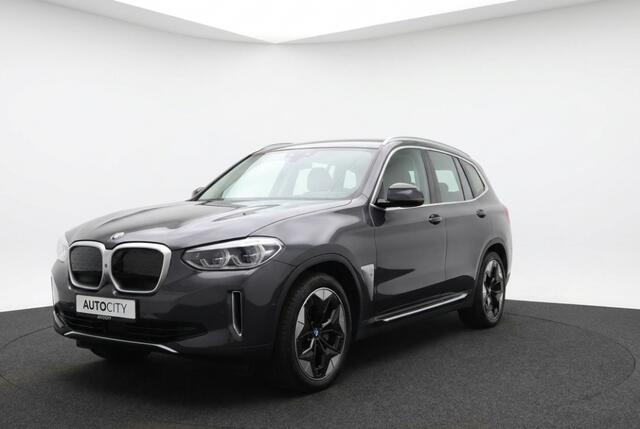 BMW iX3 High Executive 80 kWh Pano | Trekhaak | Harman Kardon | HUD | 360° Camera