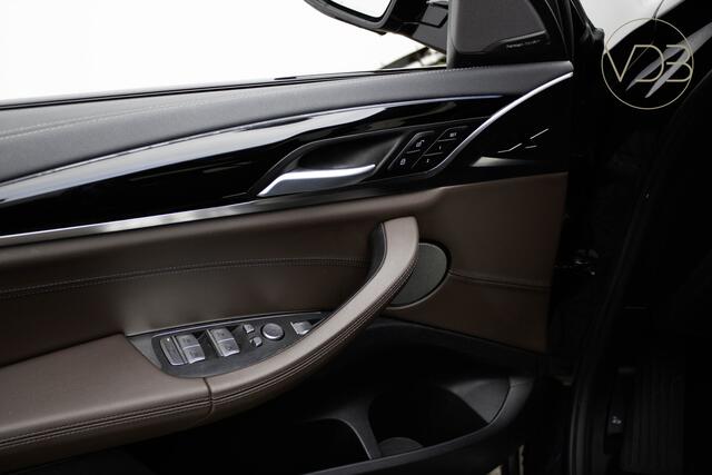 BMW iX3 SOH 93,4% High Executive 80 kWh PANO LEER TREKHAAK