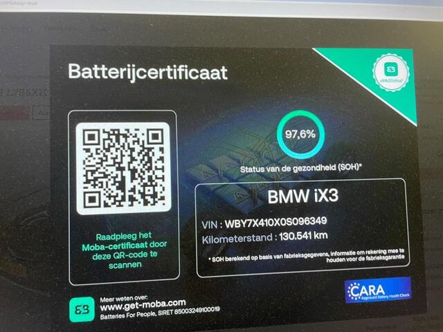 BMW iX3 Executive 80 kWh - Panorama, Carplay, Camera, Leer, Stoelverw. SOH 97,6%