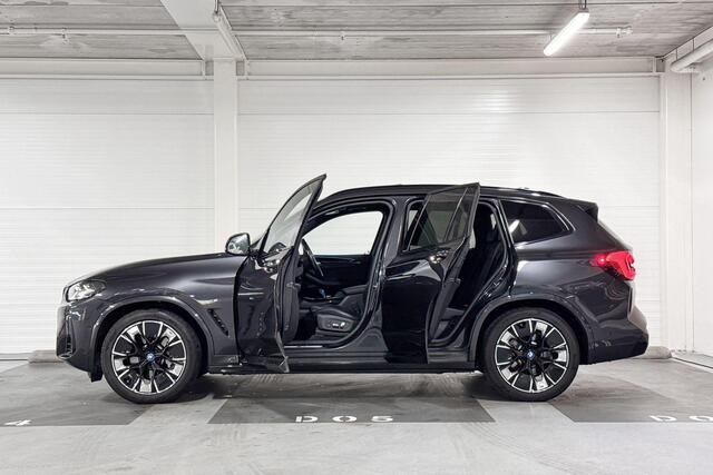 BMW iX3 High Executive | Comfort Access | Trekhaak | Head-Up Display | Harman/Kardon | Parking Assistant Plus