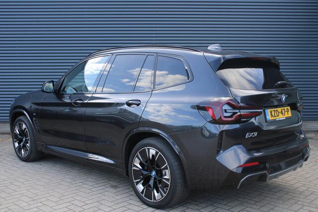 BMW iX3 M-Sport 80 kWh Panoramdak Leer 20"LMV Adaptive-Cruise Shadow-Line