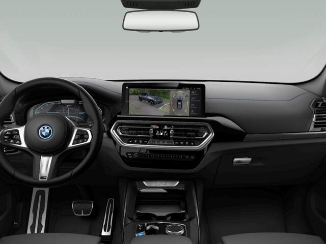 BMW iX3 80 kWh M-Sport | Panoramadak | Harman Kardon | CoPilot