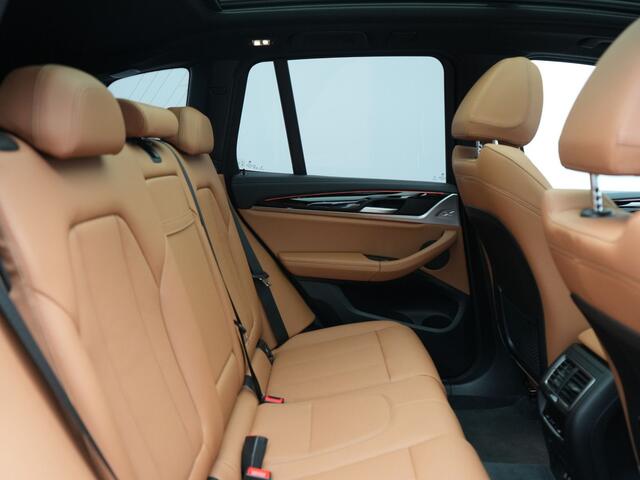 BMW iX3 M Sport 80 kWh 286pk Dealer O.H | Panodak | Adaptive Cruise | Camera | Lederen Sportstoelen Memory & Verwarmd | Sfeerverlichting | Blis | Apple Carplay | Navigatie | DAB | 19"L.M