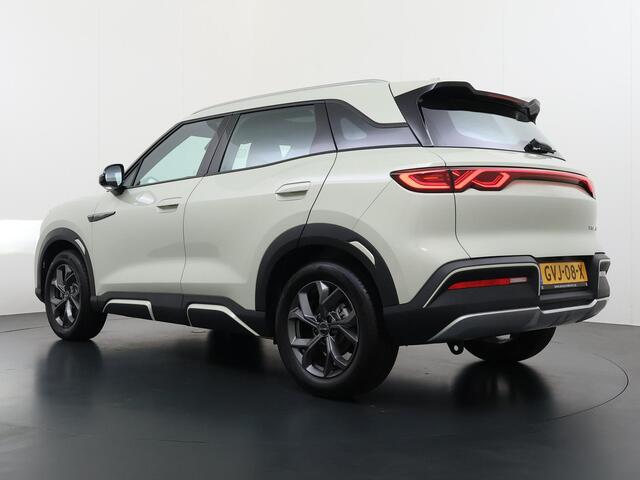 BYD ATTO 2 Boost 45 kWh DIRECT LEVERBAAR | VOLLEDIGE BYD FABRIEKSGARANTIE T/M 11-2030 OF 150.000 KM | STOEL- & STUURVERWARMING | ADAPTIEVE CRUISE | 360° CAMERA | PANORAMADAK | DODEHOEKASSISTENT | ORIGINEEL NL AUTO