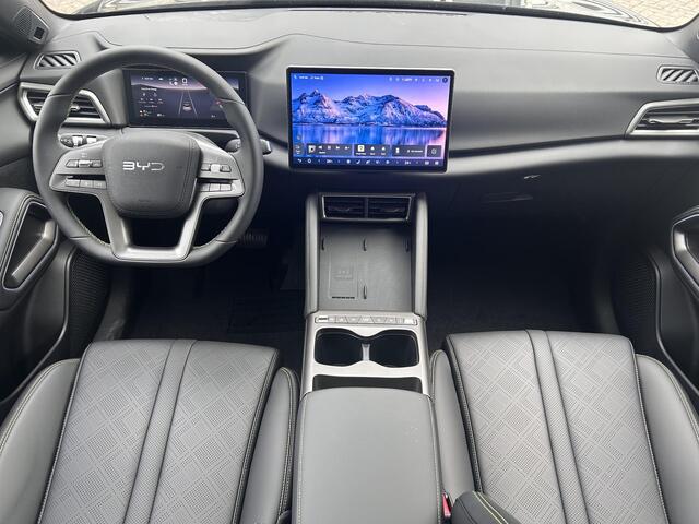 BYD ATTO 2 1.5 DM-i Boost | Panoramadak | Apple Carplay & Android Auto | LED verlichting | Stoelverwarming | Vehicle to Load