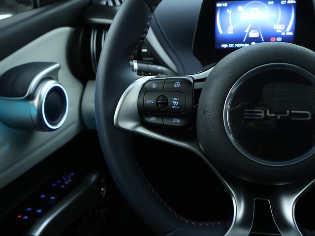 BYD Atto 3 Design 60 kWh | 360 camera | Elektrische achterklep | 15,6 " multimediascherm |