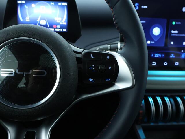BYD Atto 3 Design 60 kWh | 360 camera | Elektrische achterklep | 15,6 " multimediascherm |