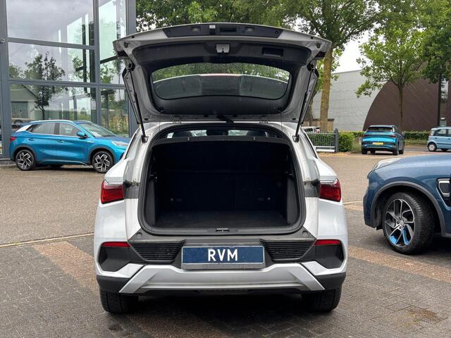 BYD Atto 3 Design COMPLETE AUTO | RIJKLAAR INCL. FABR. GARANTIE T/M 2029 | AANDRIJFLIJN EN ACCU ZELFS T/M 2031