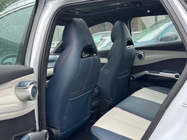BYD Atto 3 Design COMPLETE AUTO | RIJKLAAR INCL. FABR. GARANTIE T/M 2029 | AANDRIJFLIJN EN ACCU ZELFS T/M 2031