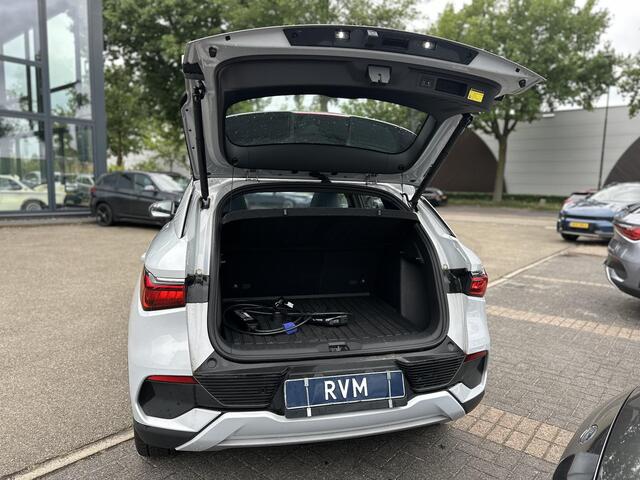 BYD Atto 3 Design Complete Auto | Panoramadak | Elektrische Kofferbak | 360° Camera | Rijklaar incl. Fabrieksgarantie t/m 2029 | Aandrijflijn & Accu tot 2031!