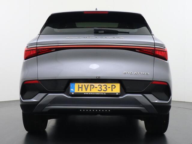 BYD Atto 3 Design Design COMPLETE AUTO | RIJKLAAR INCL. FABR. GARANTIE T/M 2029 | AANDRIJFLIJN EN ACCU ZELFS T/M 2031