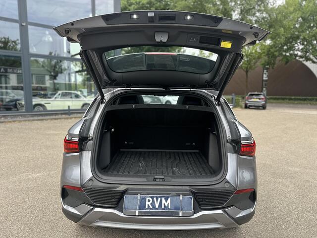 BYD Atto 3 Design Complete Auto | Panoramadak | Elektrische Kofferbak | 360° Camera | Rijklaar incl. Fabrieksgarantie t/m 2029 | Aandrijflijn & Accu tot 2031!