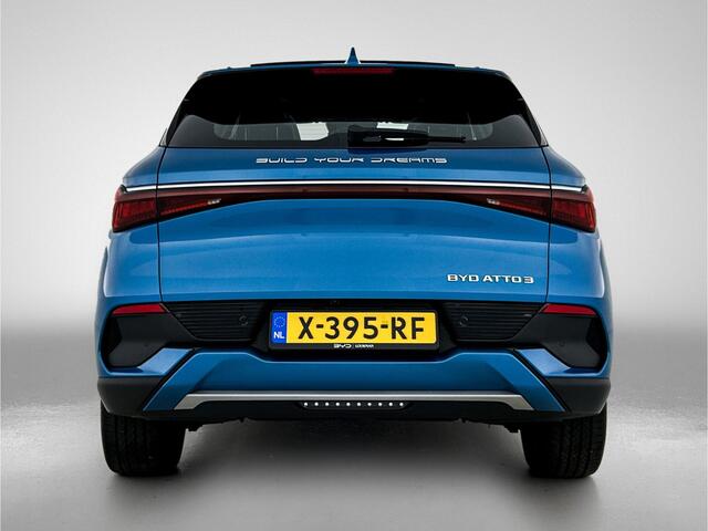 BYD Atto 3 Design 60 kWh | Elektrische achterklep | XL multimediascherm | 18" LMV | Blauw metallic |