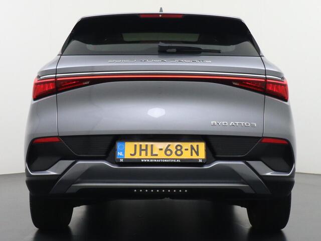 BYD Atto 3 Comfort 60 kWh FABR. GARANTIE T/M 2029 | AANDRIJFLIJN EN ACCU ZELFS T/M 2031| PANO | STOELVERW.|