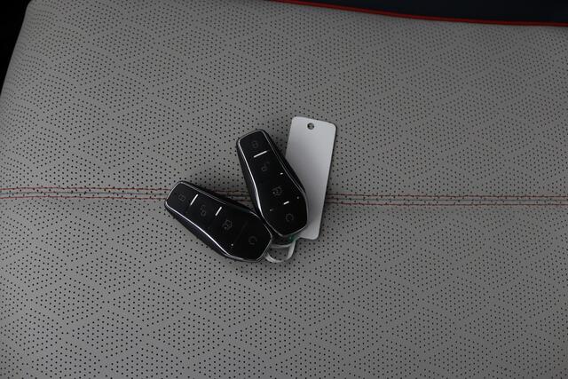 BYD Atto 3 Comfort 60 kWh 11-2024 | dealer onderhouden | nieuw geleverd | warmtepomp