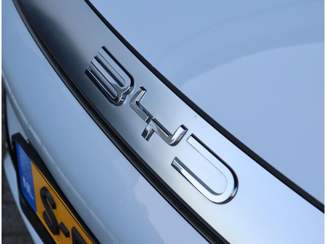 BYD Atto 3 Design 60 kWh | Panoramadak | Leder | SOH 93,5% | Org. NL