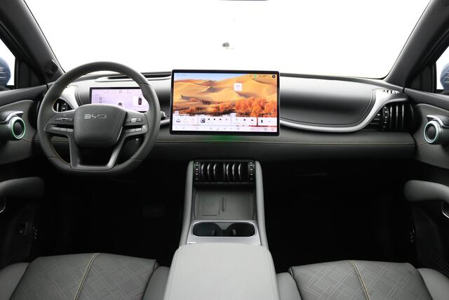 BYD Atto 3 EVO Design 74.8 kWh | Panoramadak | 360 graden camera | 1500kg trekgewicht |Stoelverwarming/ventilatie
