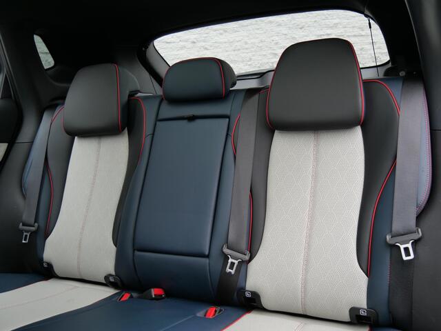 BYD Atto 3 60kWH PANORAMADAK/ LEER/ 360° CAMERA/ NL-AUTO 1STE EIGENAAR/ ZGAN ALL-SEASON BANDEN